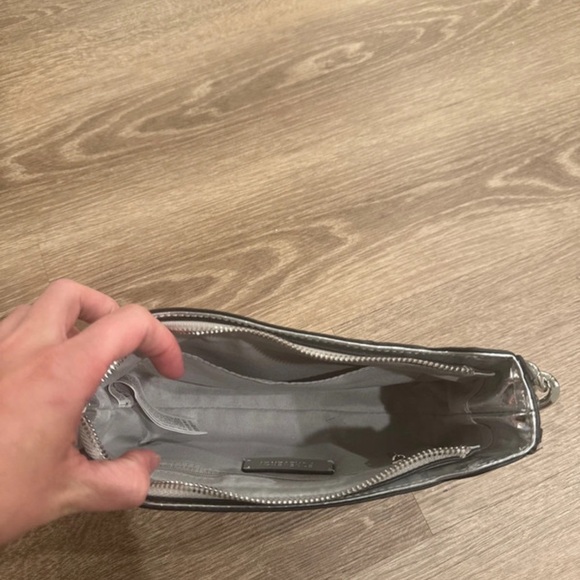 Forever 21 Metallic Silver Embossed Shoulder Bag - Picture 4 of 4